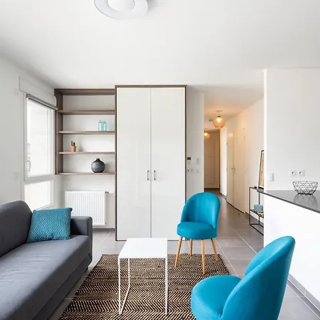 De Standing Avec Grande Terrasse Apartment Villeurbanne