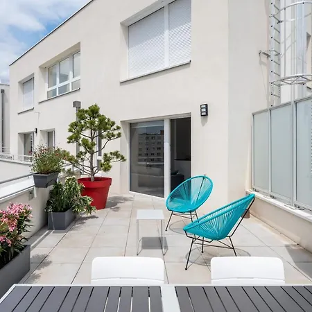 Apartment De Standing Avec Grande Terrasse